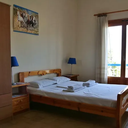 Seaview -2 Space - Selfcatering - Helen No 5